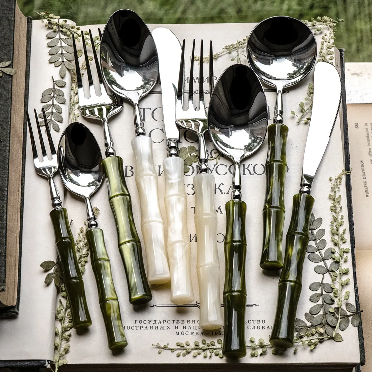 Resin Cutlery Set Bamboo Style 304 Stainless Steel Classical Flatware Dinnerware Silver 1/3/4pcs Options for Home Kitchen