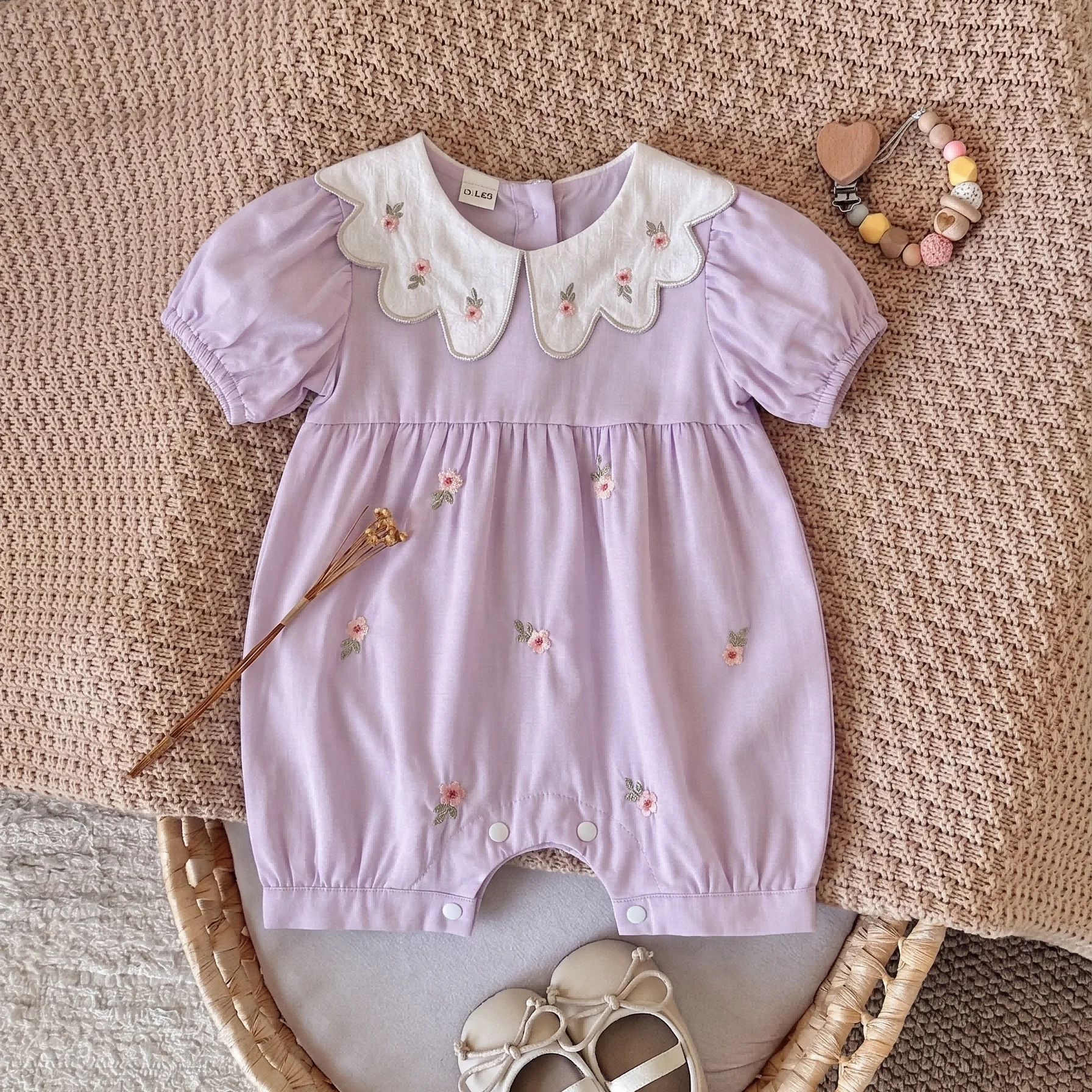 

Baby Short Sleeved Jumpsuit Summer Newborn Boys Girls Infant Embroidered small flowers Peter Pan Collar Crawling Clothes 3-24M