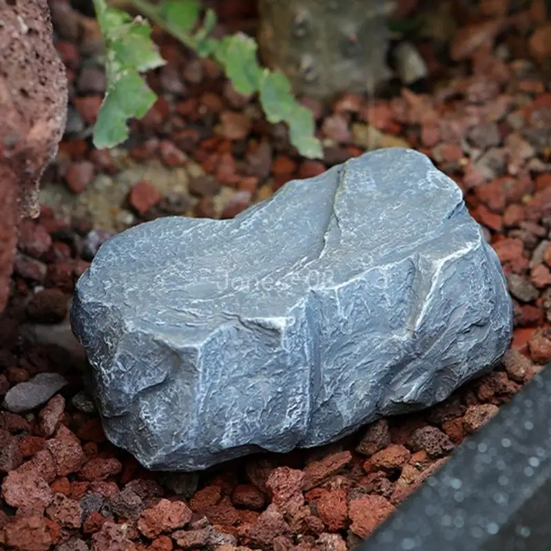 Q6PE Outdoor Key Hiding Stone Practical Fake Rock Key Holder Waterproof Garden