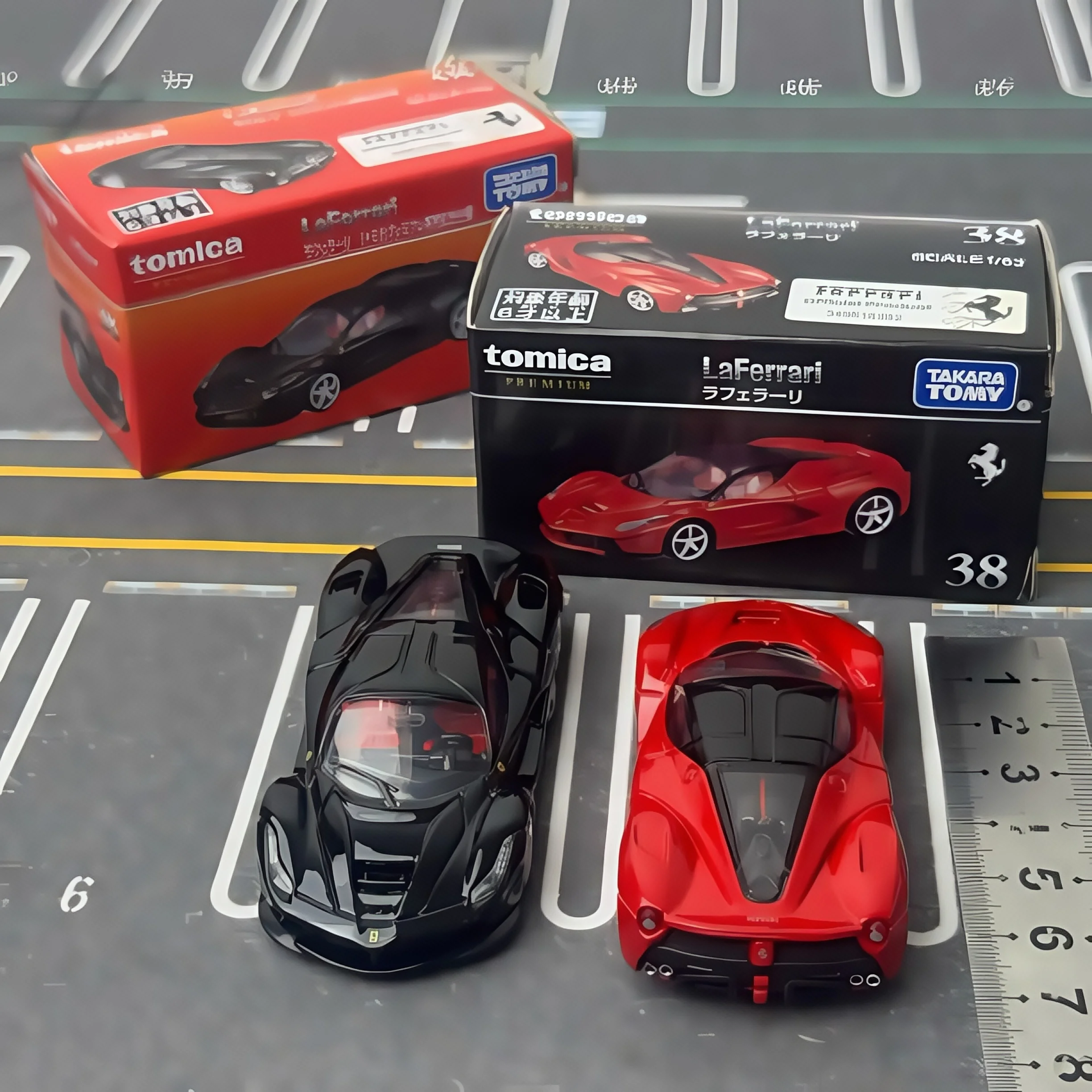 

Takara Tomy Tomica Premium 38 LaFerrari Mini Cars Hot Pop 1:64 Car Alloy Toys Vehicle Diecast Metal Model for Children