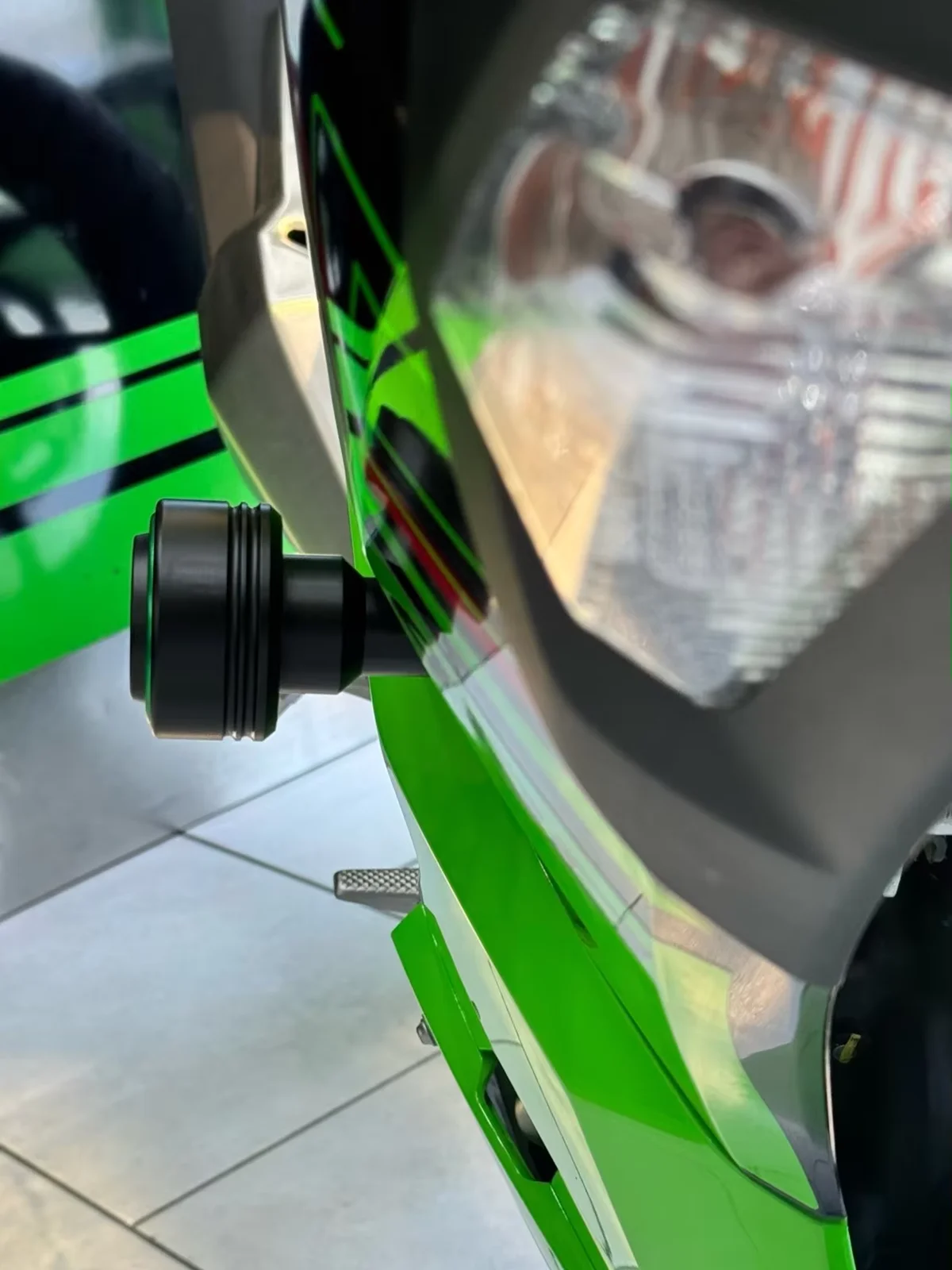 Für Kawasaki NINJA 650 Z750 Z1000 R Z1000R Z900 Z650 Ninja650 2025 2026 Zubehör Motorrad-Rahmenschutz Sliders Z 650 900 – Detail 3