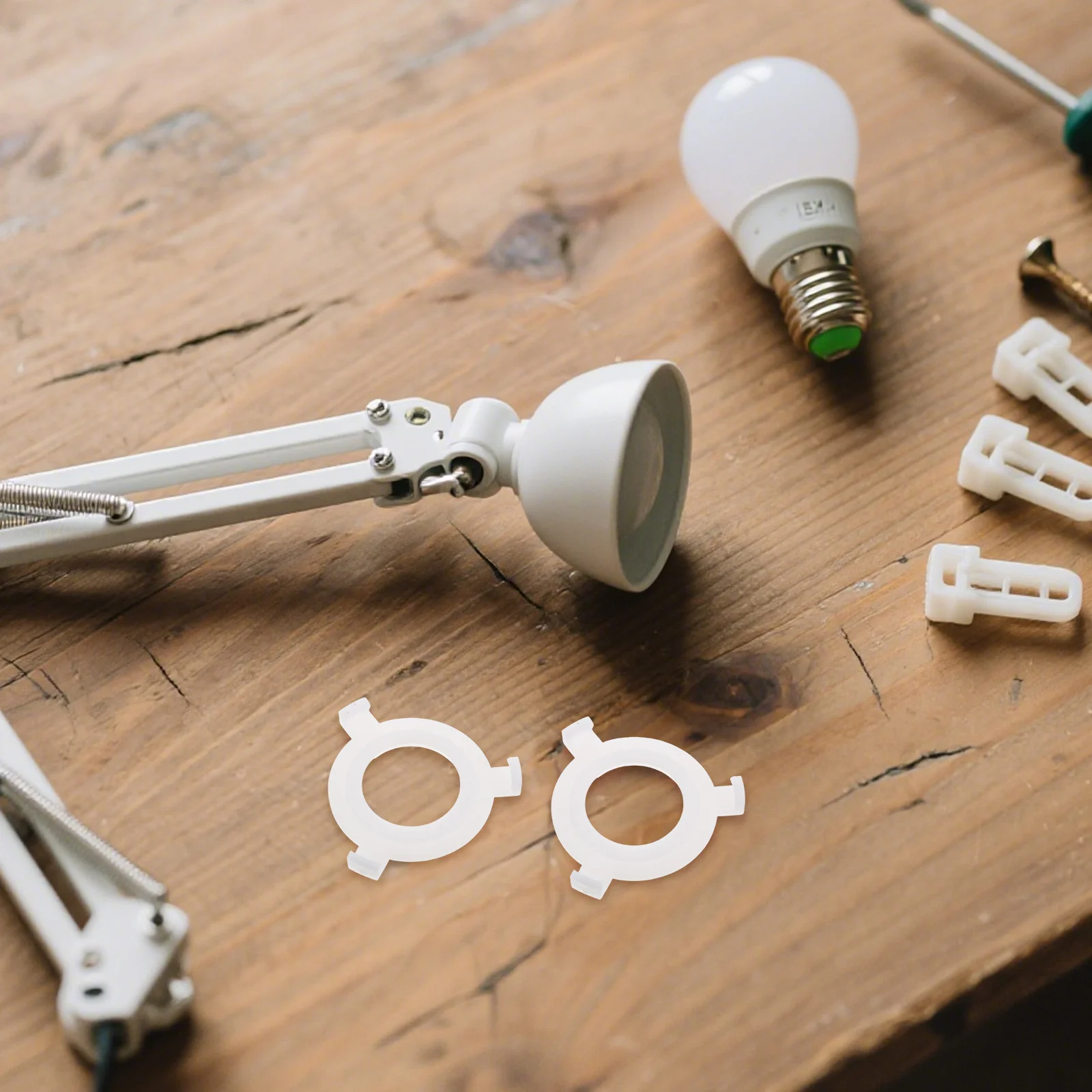 

50Pcs Lampshade Converter Rings E27 to E14 Clip-on Lamp Socket Adapter White Plastic Reducer Fittings for DIY Lighting Fixtures