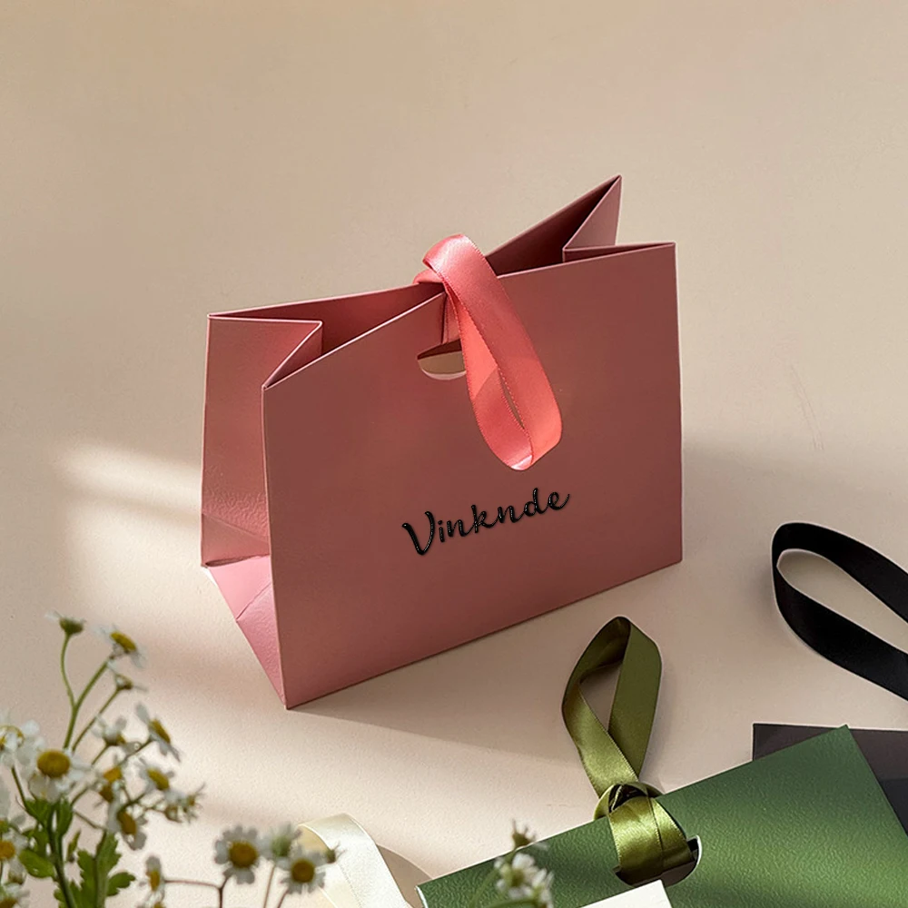 حقيبة تسوق ورقية صغيرة فاخرة لهدايا القهوة للمجوهرات شعار مطبوع مخصص مع مقبض شريطي أكياس تغليف السفر والزفاف #5