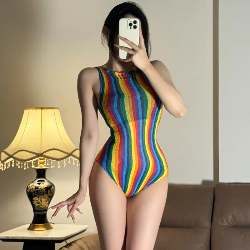 Sexy einteiliges Regenbogen-gestreiftes Sommer-Damen-Bikini-Basisshirt, bunte erotische Nachtwäsche, europäisches und amerikanisches einteiliges Mesh-Top