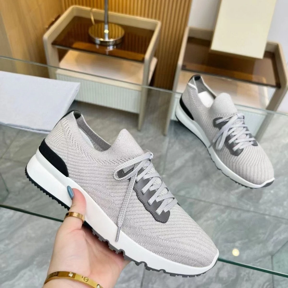 

2025 Men's Knit Mesh Ultra Light Breathable Stylish Street Style Casual Sneakers Daily Outdoor Athletic Shoes