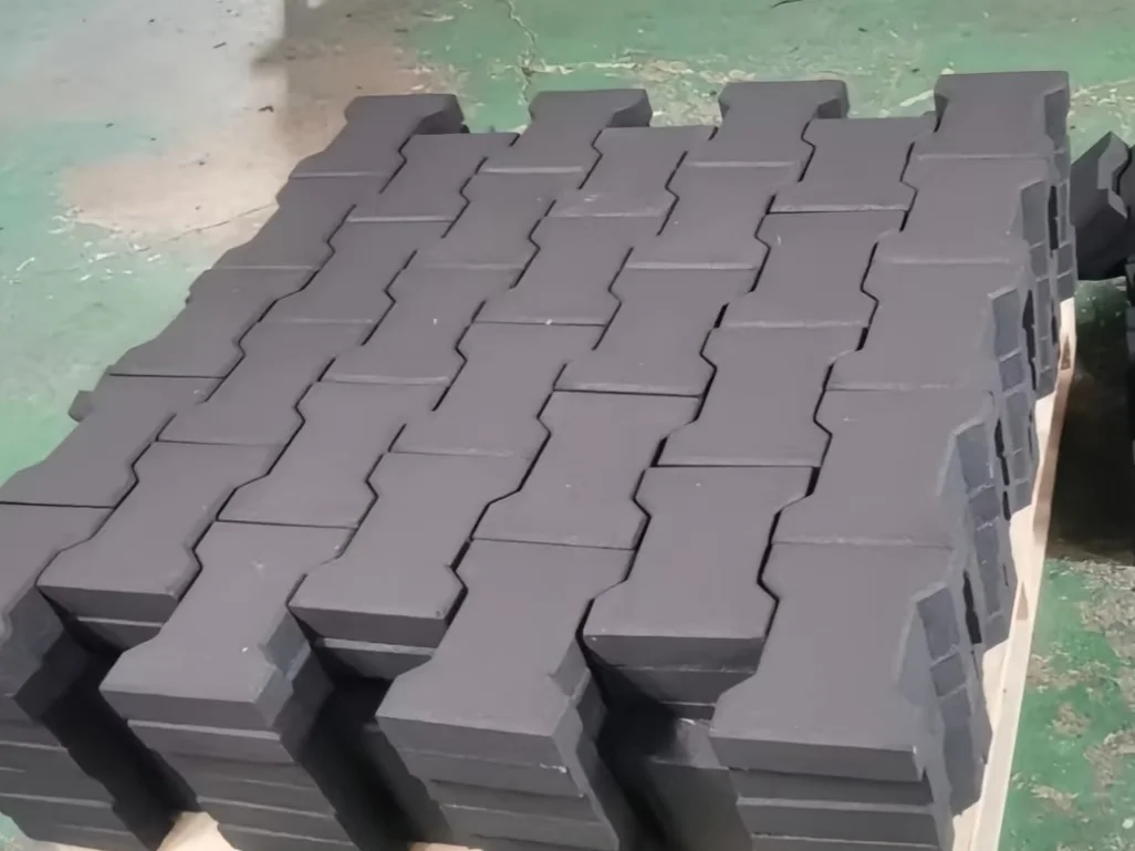 I-Shape Interlocking Paver Block Plastic Mold, PP Cement Brick Formwork for Road, Slope Protection, Landscape Pavement