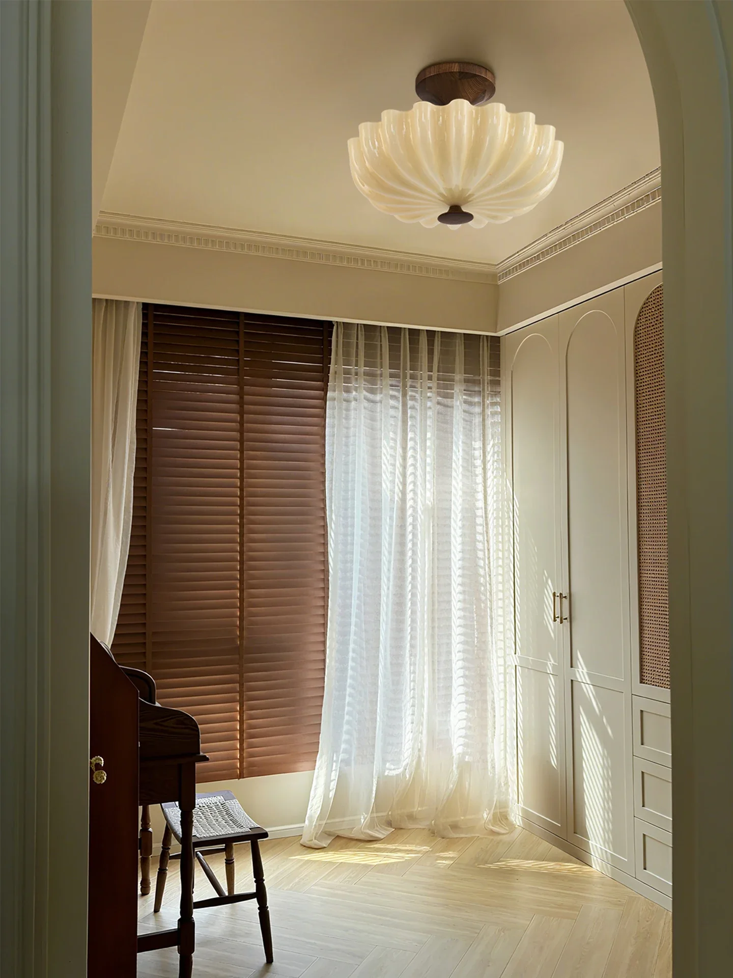 French retro bedroom ceiling lamp, master bedroom antique American high-end study room lamp