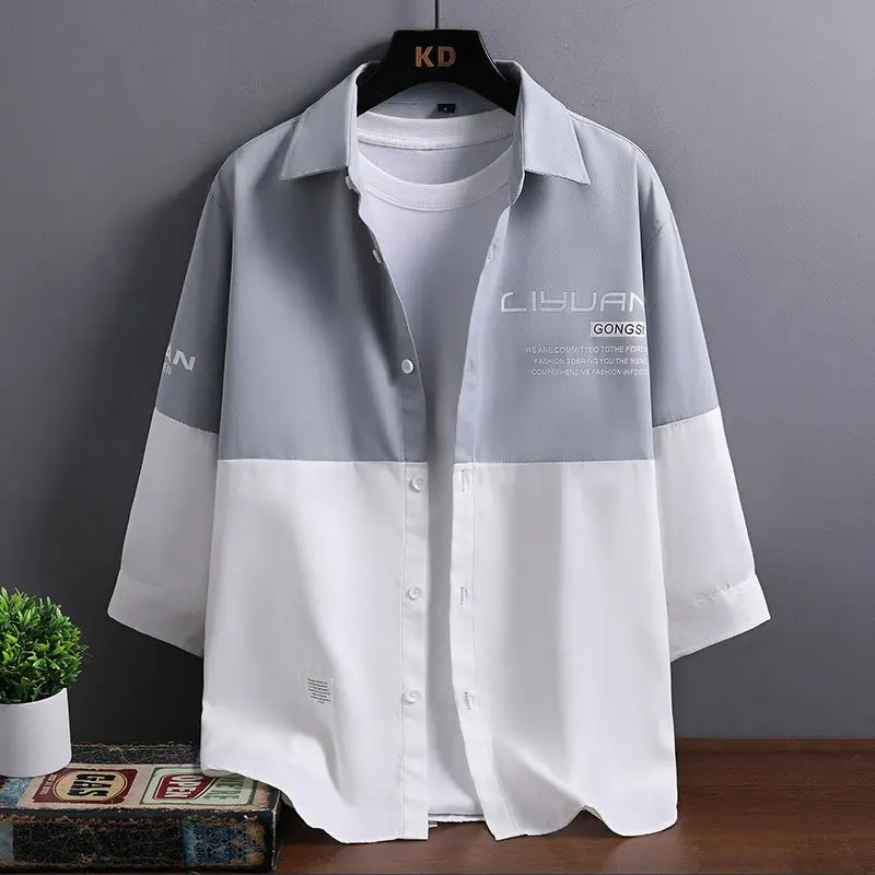 اتجاه الصيف: قميص رجالي 3/4 كم مع طية صدر السترة حجب الألوان قميص كاجوال فضفاض مناسب مريح نمط البوب الشبابي للرجال
