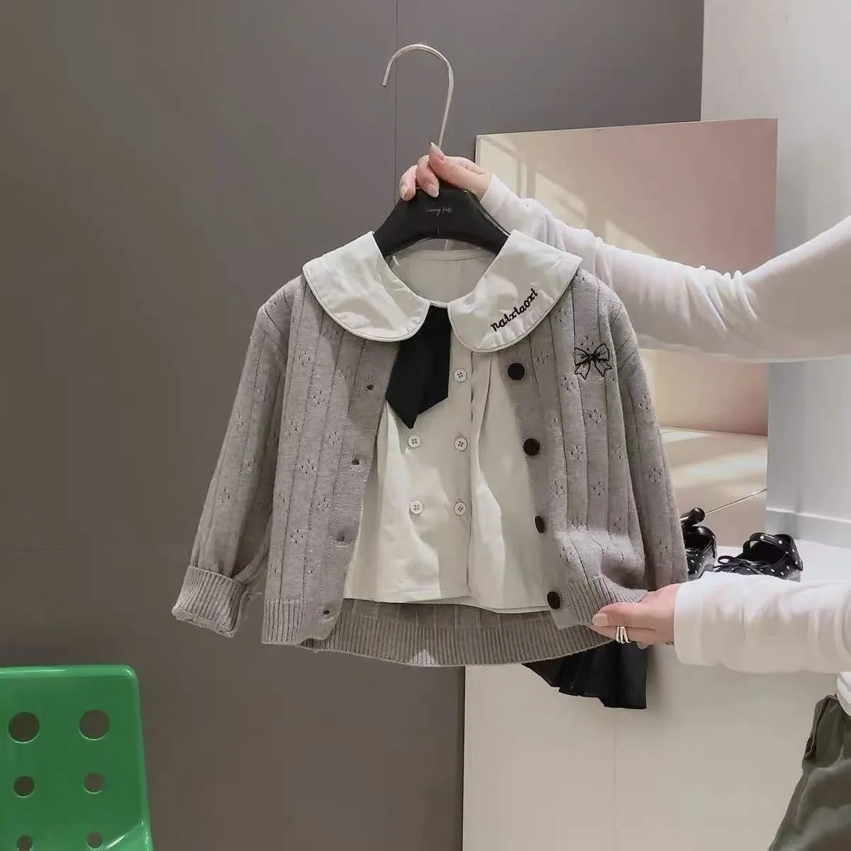 Girls Set Korean Preppy Fashion Baby Girl Stylish Doll Blouse Pleated Skirt Knit Jacket Bow Knot Pattern