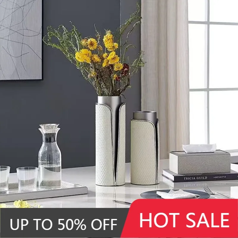 Modern Vase Stainless Steel Vases Elegant Decorative Flower Bottle Luxury Aesthetic Living Room Flower Bottles Table Decoration