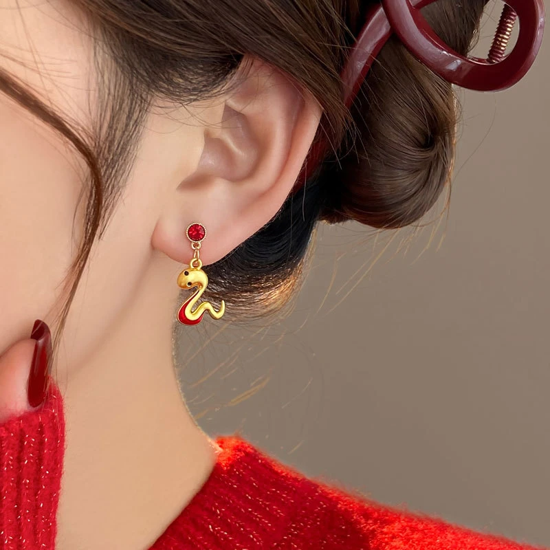 Zodiac Snake Drop Earrings Fashion Red Crystal New Year's Gifts And Jewelry For Oneself Creative Party Accessories
