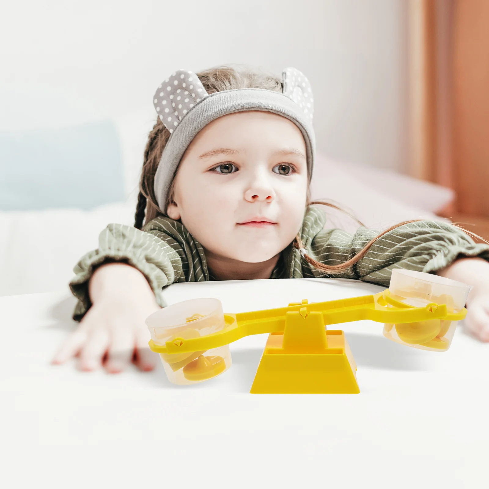 1Set Balance Scale Educational Double Pan Clear Weight Scale for Classroom Preschool Science Experiments Space Saving Nestable