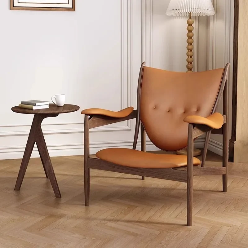 

Single sofa chair Jay Chou same black walnut retro chair