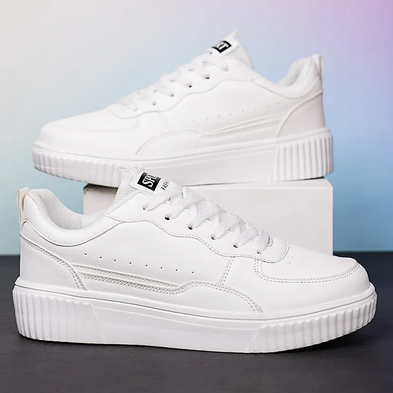 

New Pair of Casual Breathable Sneakers for Couples, Versatile White Shoes, Large Size Thick-soled Leisure Sports Shoes