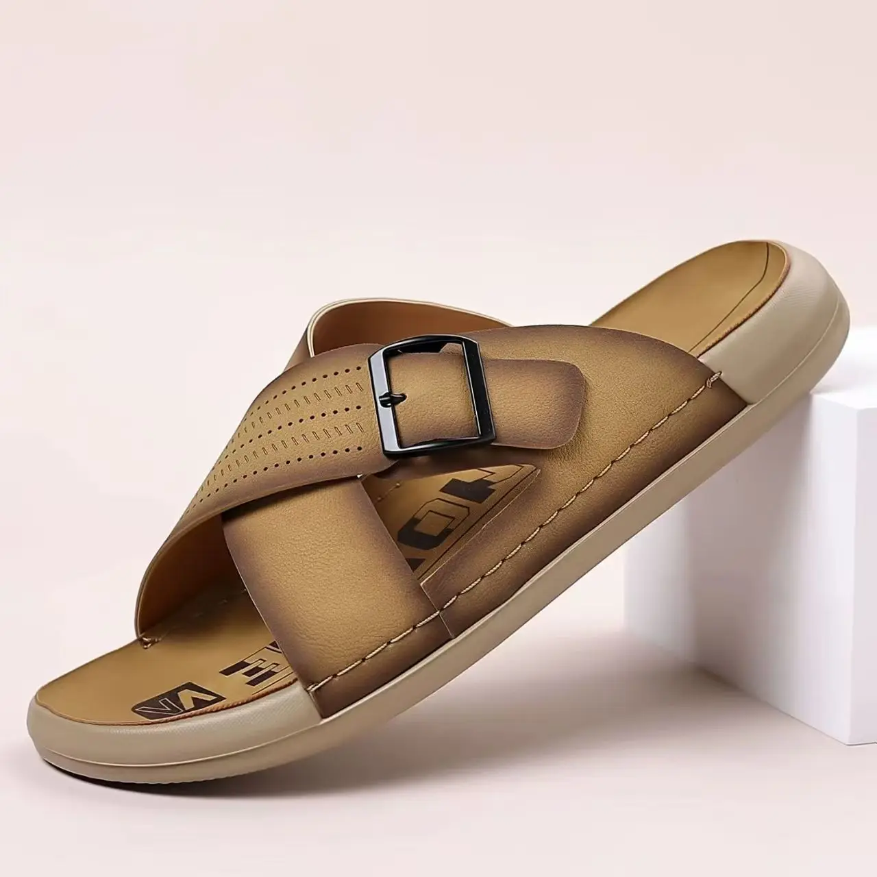 

Men PU Leather One Word Outdoor Slippers Sandals Summer New Soft sole Non Slip High Quality Beach Slippers Casual Sports Slipper