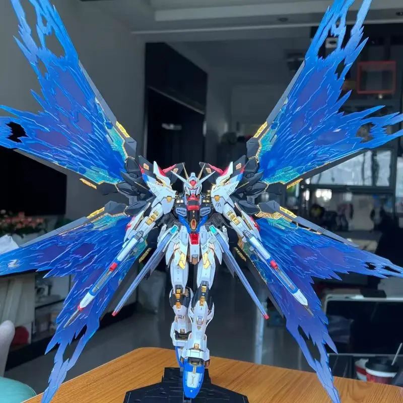 Novo modelo changlong 7701 mgex Zgmf-X20a greve liberdade kits de esqueleto de plástico anime figura de ação robô modelo de plástico presentes brinquedos