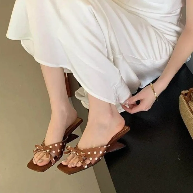 Slippers Summer New Square Toe Open Toe Bow Temperament Alien Heel Sandals