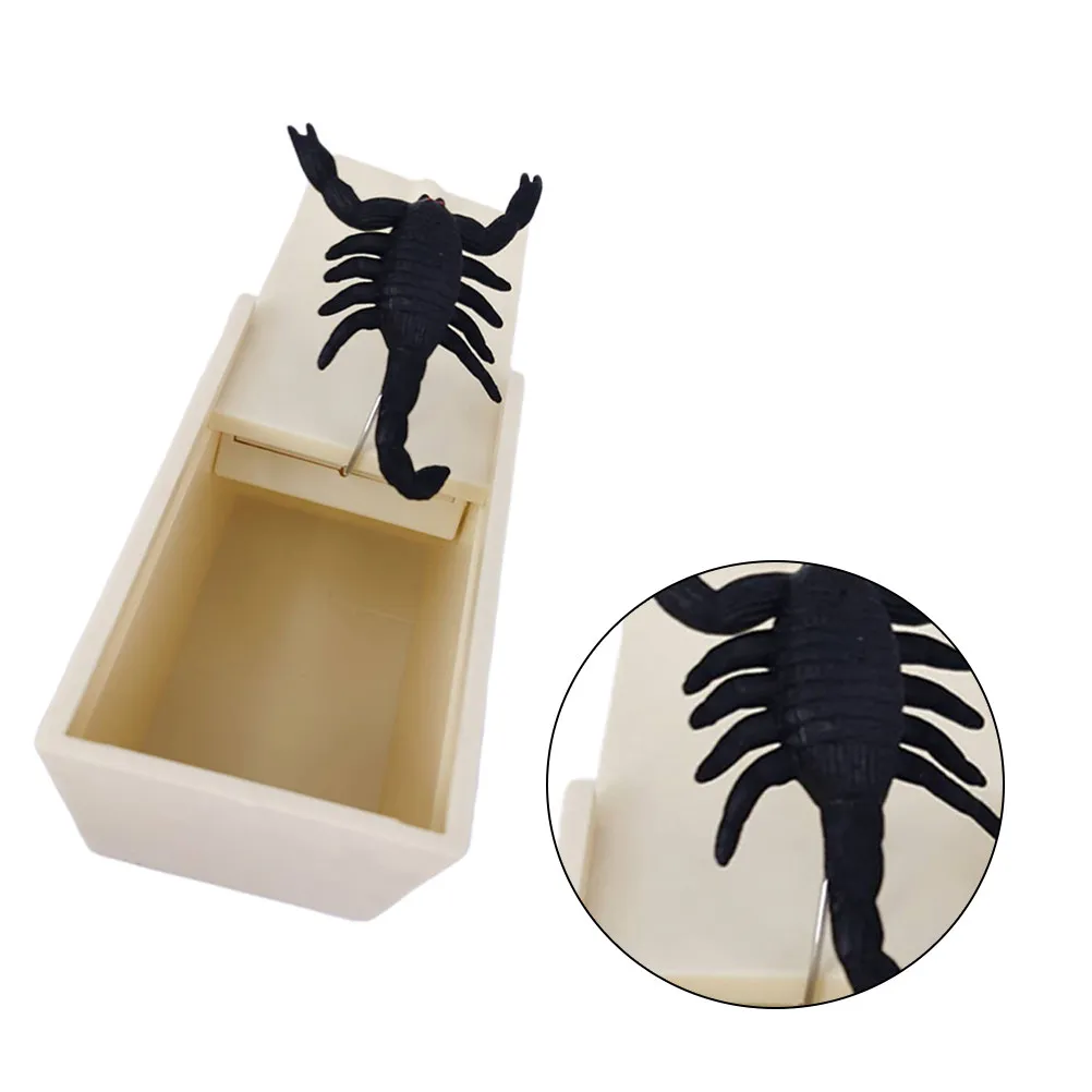 2Pcs Tricky Wooden Prank Device with Lifelike Plastic Scorpion Non Sharp Safe Sturdy Fun Gag Gift April Fool Joke