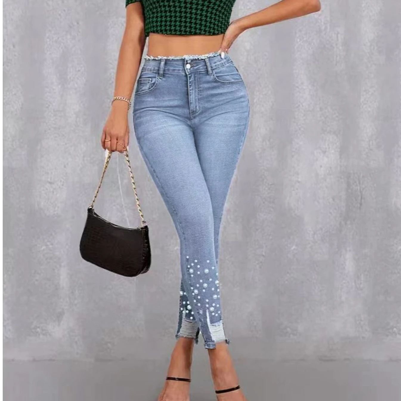 European and American Women's Pearl Details Decorative Stretch Denim Nine-point Pants Light Blue