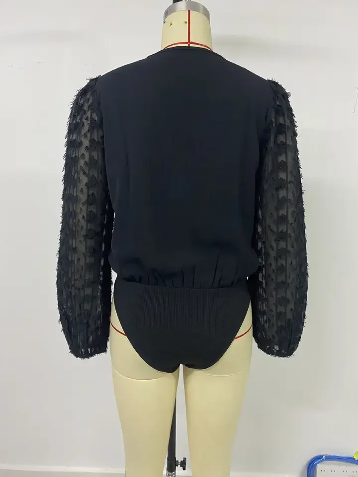 

Female Fashion Bodysuits Temperament Commuting New Retro Party Sexy Style V-Neck Black Jacquard Long Sleeve Jumpsuit