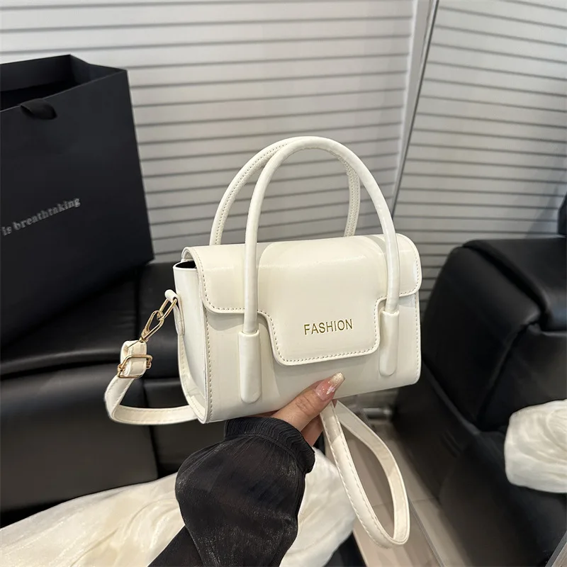 

2025 Premium Square Crossbody Bag for Women Minimalist Shoulder Purse Fashionable Handbag