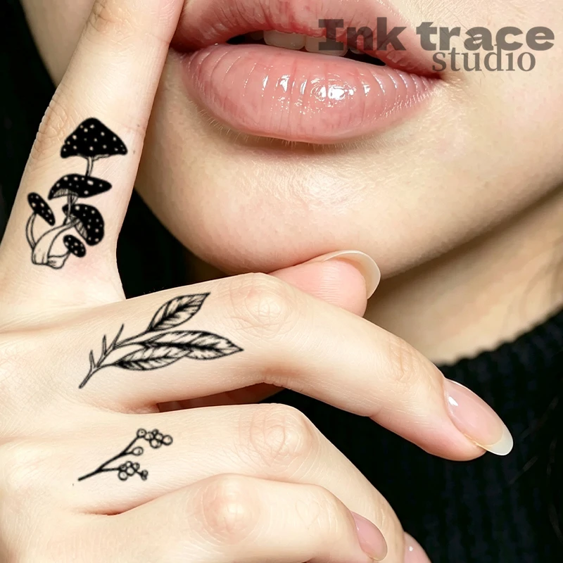Black Ink Mushroom Leaf Temporary Tattoo Stickers, Free Spirit Lettering Design, Finger Tattoos, Perfect for the Wrist