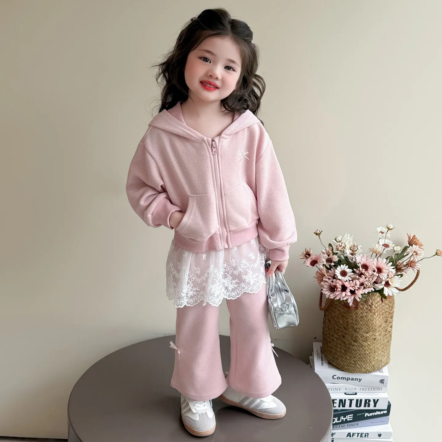 

Girls Set 2025 Spring and Autumn New Style Korean Edition Lace Inner Hoodie Bow Pants Cute Sweet Daily Casual