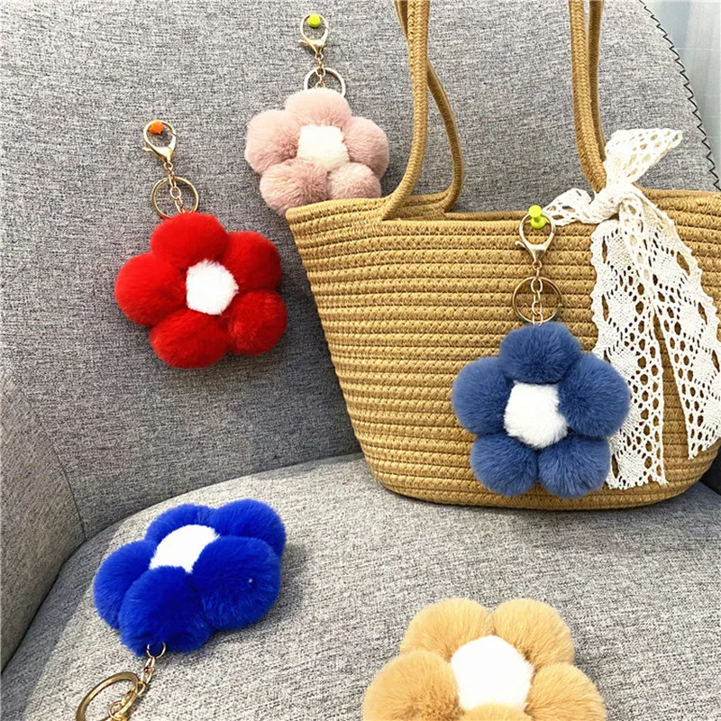 Creative Flower Bulb Key Chain Cute Plush Flower Pendant Mobile Phone Accessories Car Key Ring Gift Bag