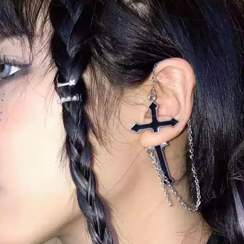 1Pcs Gothic Black Cross Sword Earrings Hippie Bounce Puncture Earrings Halloween Party Club Earrings Punk Cross Ear Jewelry