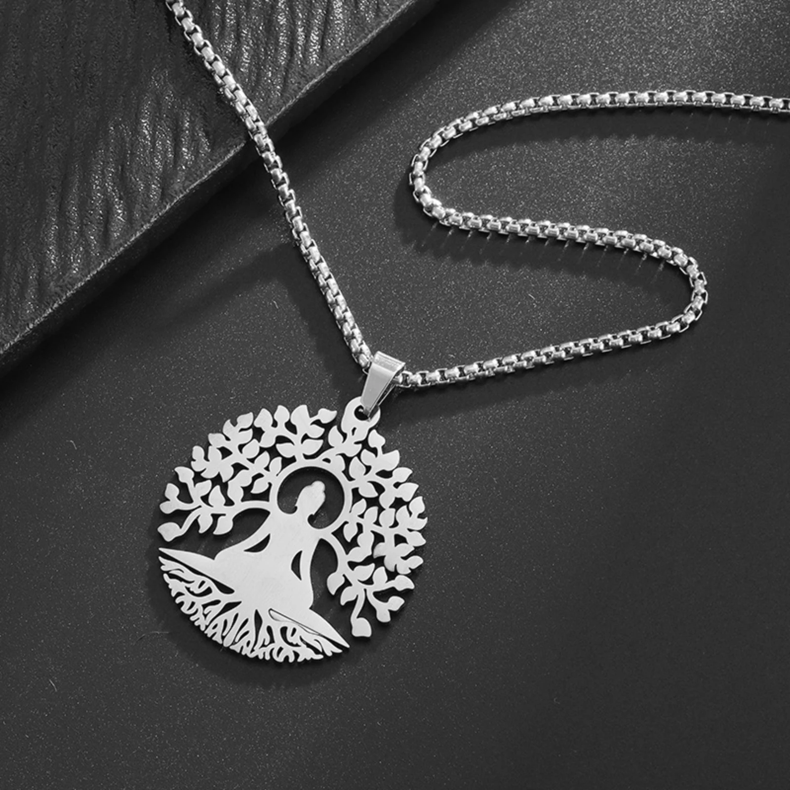 Buddha unter dem Bodhi-Baum Anhänger Halskette Meditation Buddha Charm Yoga Spiritueller buddhistischer Edelstahlschmuck Geschenk für Männer und Frauen – Detail 4
