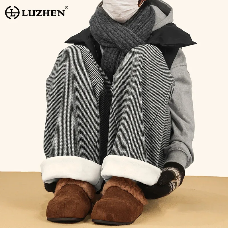 

LUZHEN 2025 Winter Handsome Elegant Fleece Thickened Warm Straight Trousers Men's High Quality Korean Casual Pants Trendy JY5120