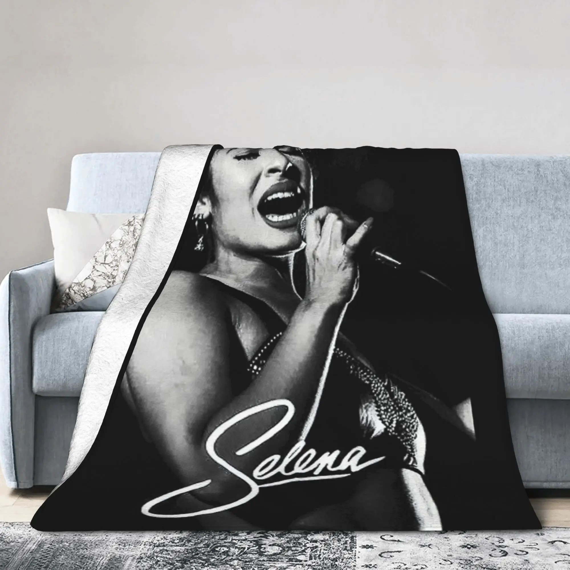 Tour Music 90s Lady Singer Selena Quintanilla Blankets Fleece Winter  Multi-function Throw Blanket for Home Plush Thin Quilt