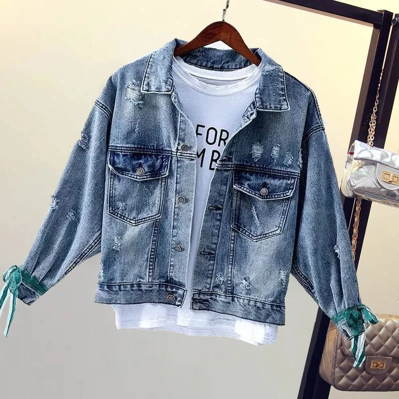 2024 Denim Jacket Woman Short Style Clothing Retro Topcoat Pocket Buttons Long Sleeved Warm Tops Loose Fitting Bomber Jackets