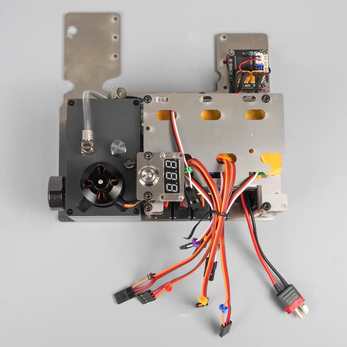 CUT provides hydraulic system retrofit kits for Double Eagle E010 excavators, for three-section booms/two-section booms.