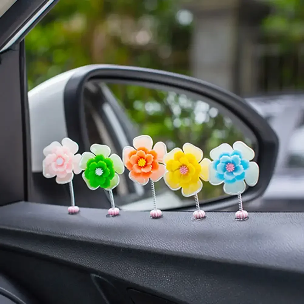 5Pcs Car Interior Shaking Head Beautiful Daisy Flowers Ornament Shake Head Decor Double-sided Tape Ornament Interior Accessories