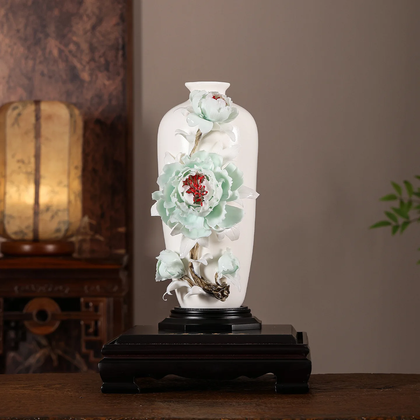 Peony vase ceramic high-end sense intangible cultural heritage hand-squeezed flower porcelain flower home living room entrance