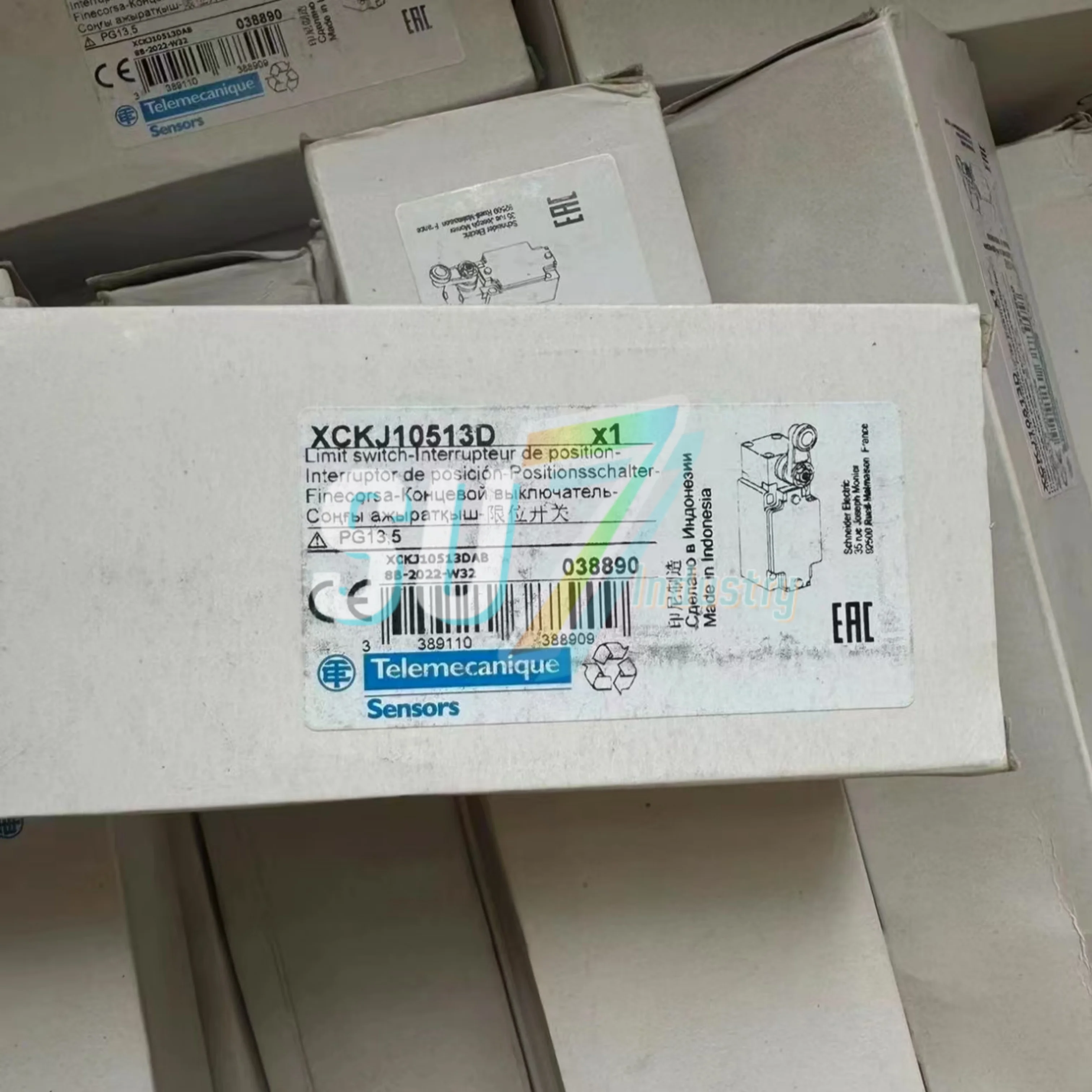 XCKJ10513D XCKMR54D1H29 倉庫内の新しいリミット スイッチ