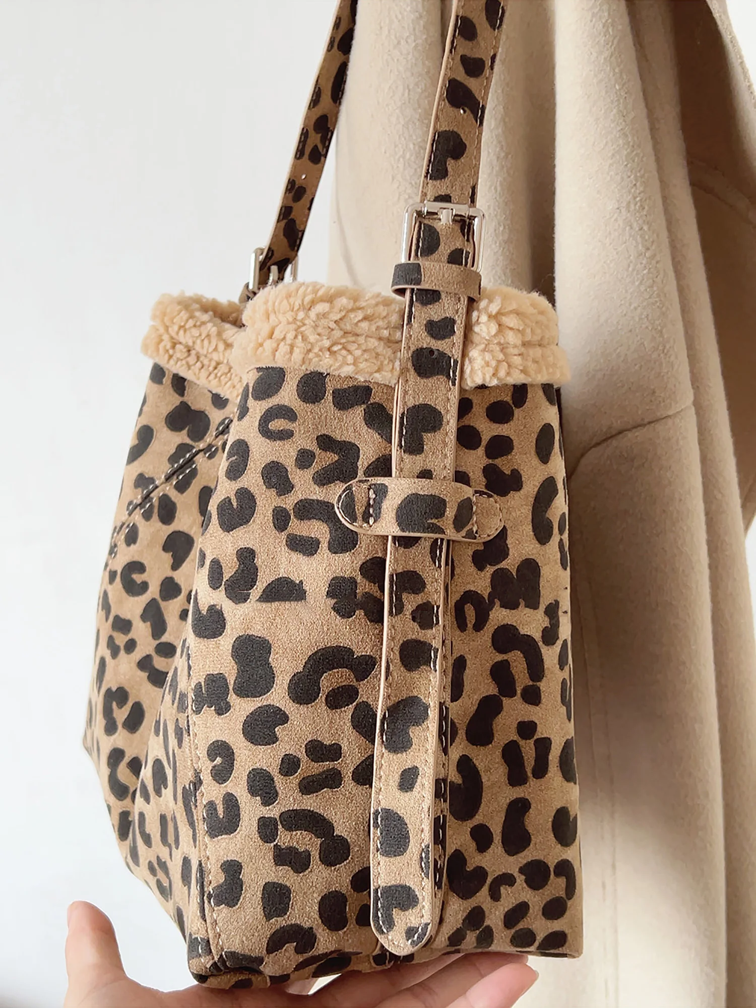

Vintage Leopard One Shoulder Bag for Women Lamb Wool Splicing Large Tote Bag Fashion Designer Female Handbags Purses Bolsas ﻿