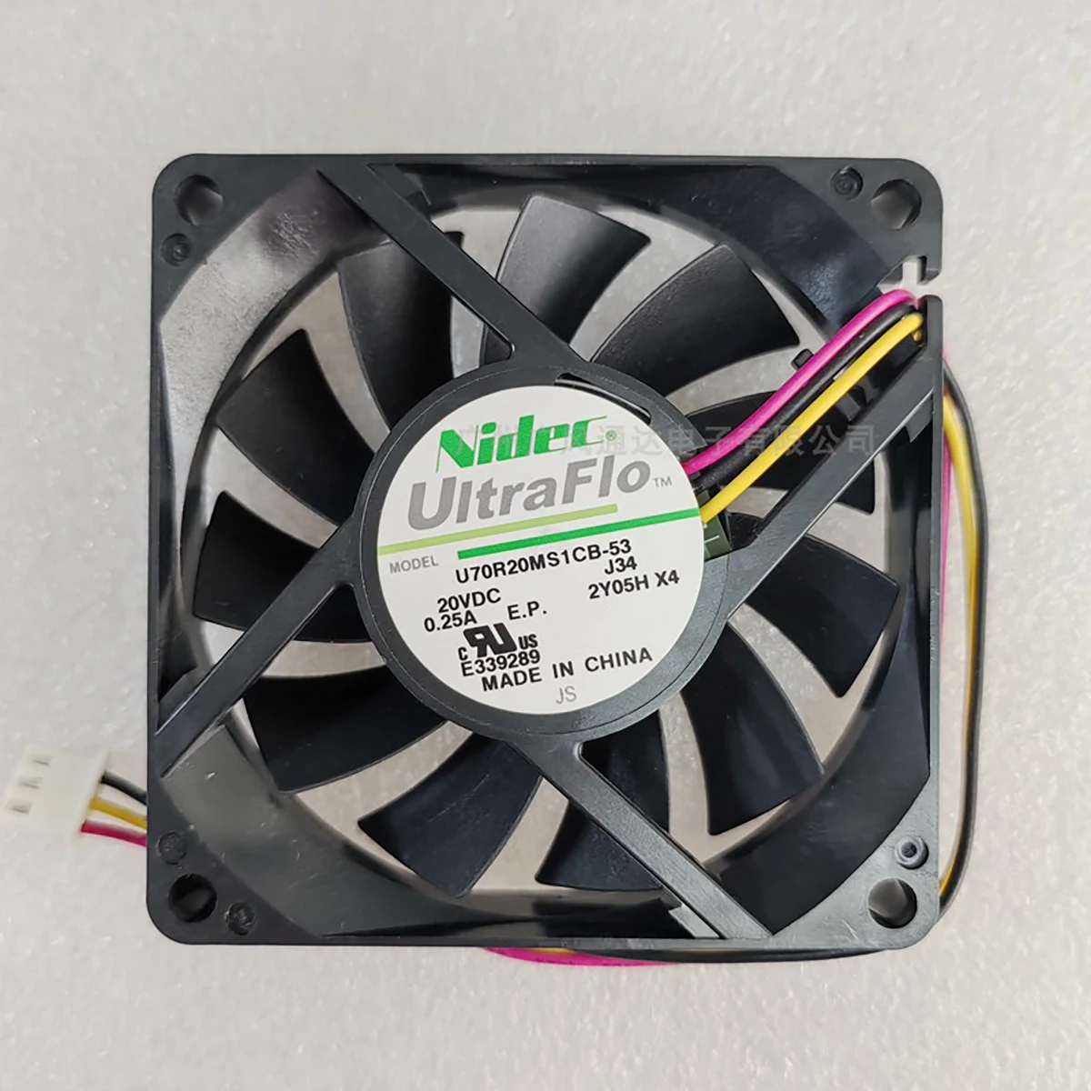 

Новый инверторный вентилятор NIDEC U70R20MS1CB-53 DC20V 0,25A 7015