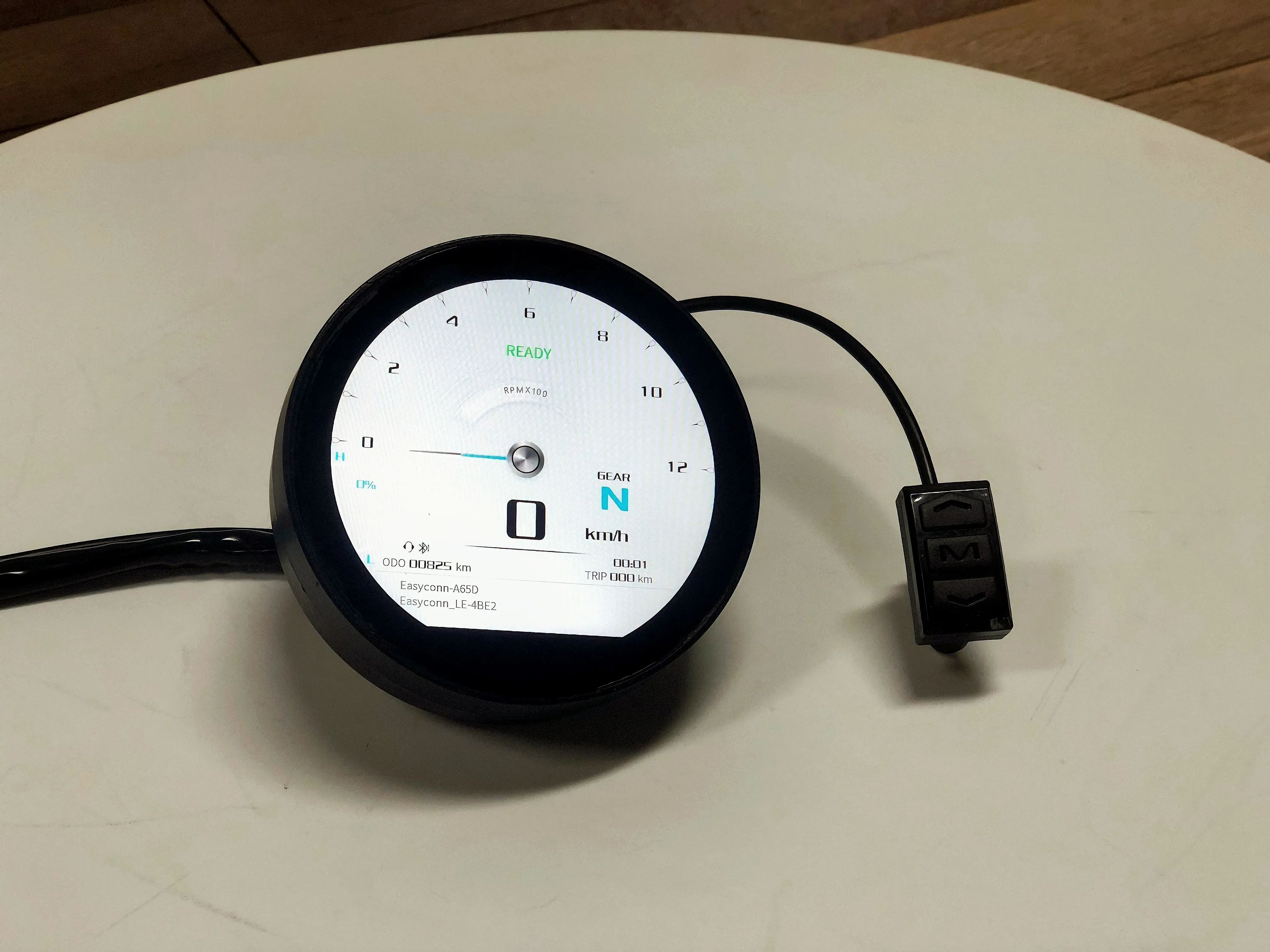 3.6 Inch Round Display with GPS Navigation Trip Meter and Voltage and Other Motorcycle Accessories