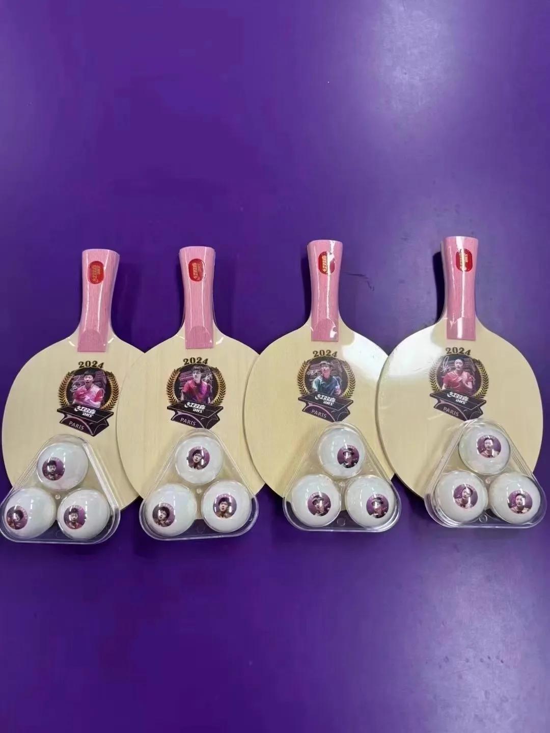 raquette-de-ping-pong-et-socle-commemoratifs-«-double-bonheur-»-rouge-2024-pour-les-fans-de-tennis-de-table-sport-et-fitness