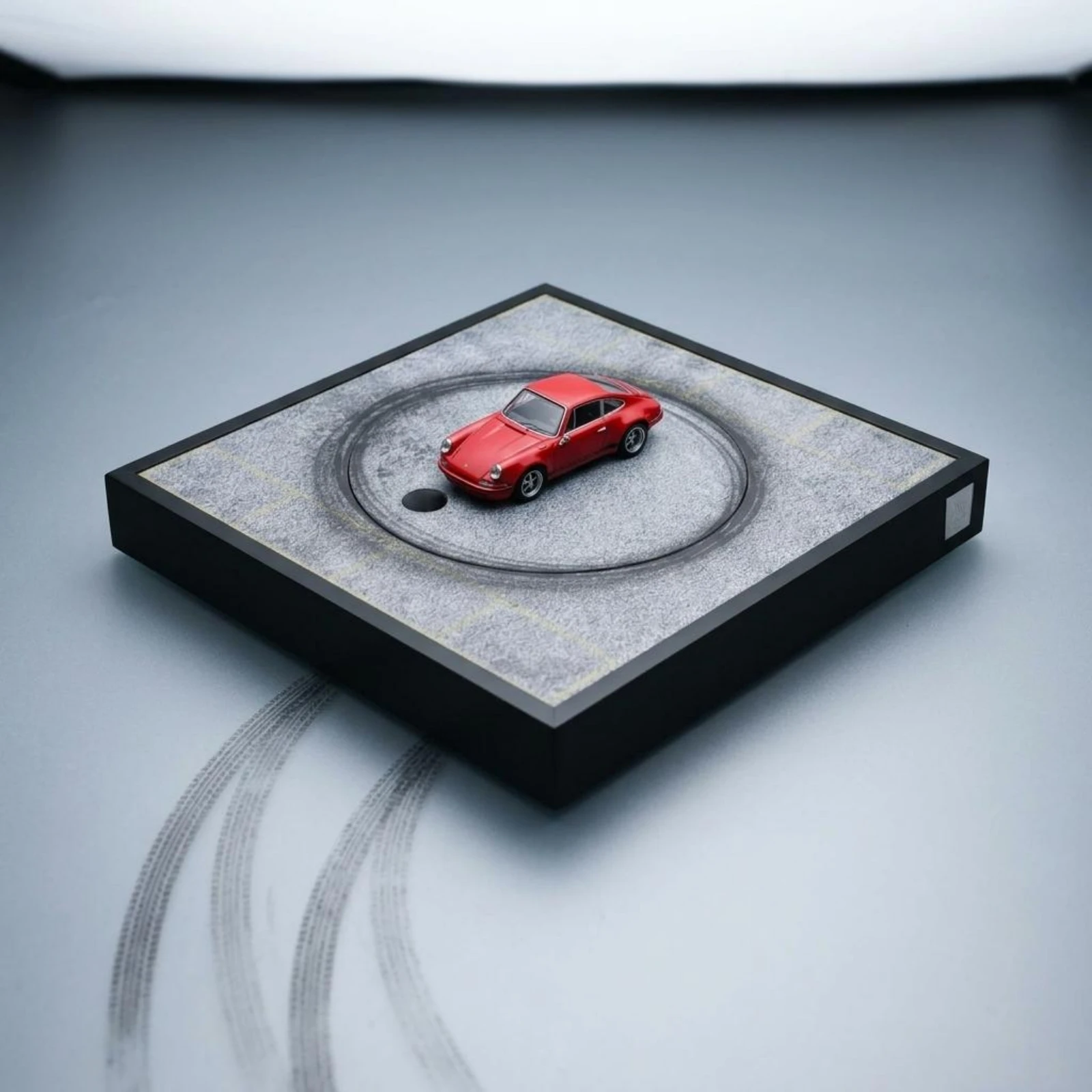 

1:64 Drift Display Scene Rotatable Rotating Car Turntable Scene Mini Drift Display Base Detailed Surface 1/64 Car Display Base