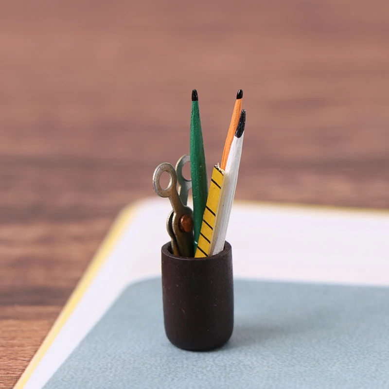 

1:12 Dollhouse Miniature Pen Cup Holder With Pencil Ruler And Scissors For Playhouse Decorations Dollhouse Ornament