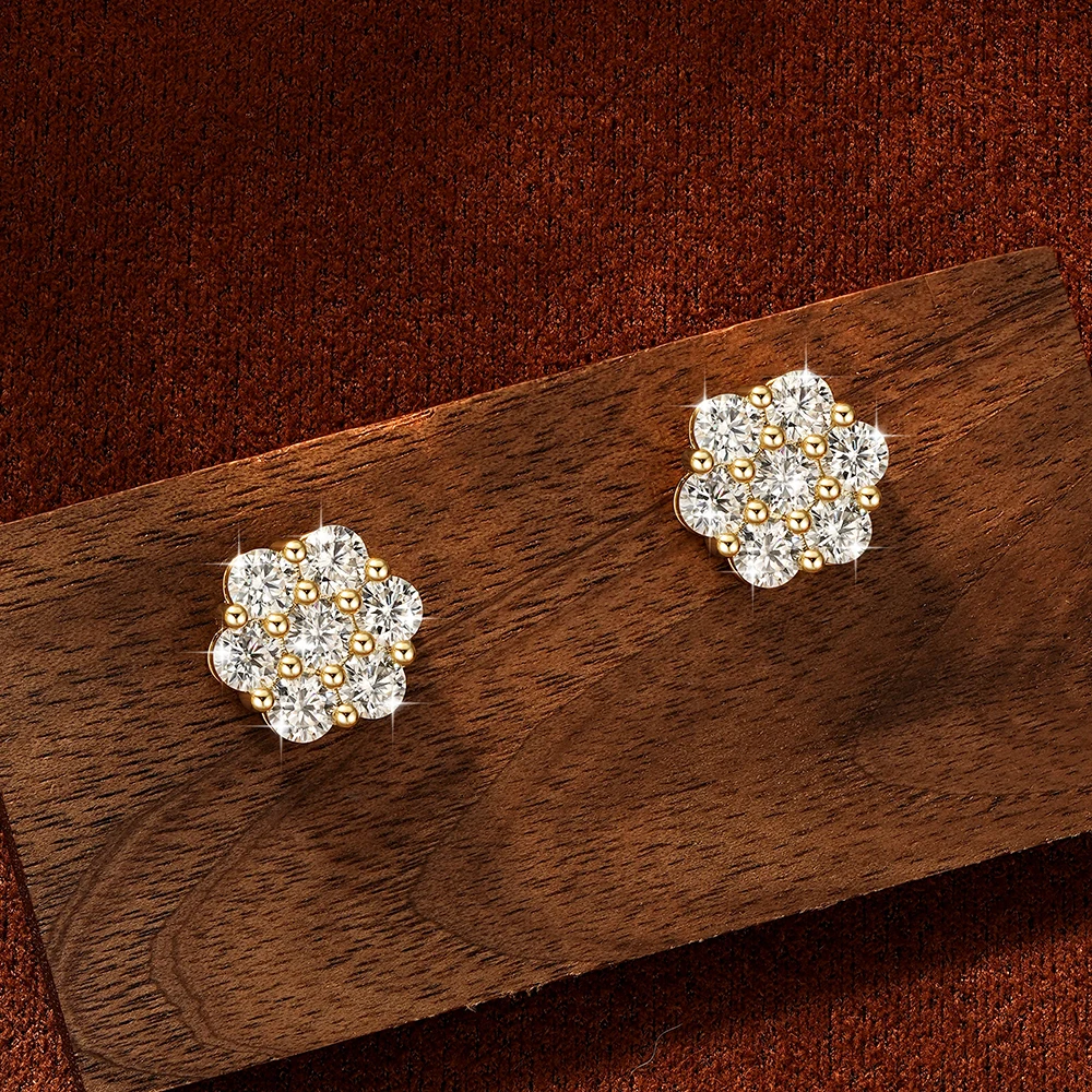Rrjzz Sparkling 2.5mm 3mm 3.5mm Full Moissanite Women Stud Ear Light Luxury 7-Stone Flower Threaded Stud Earrings Jewelry Gifts
