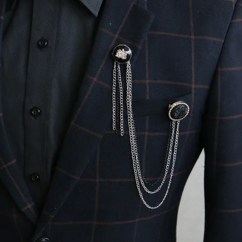 

Limited Time Offer! Trendy European Suit Brooch Pin Chain Tassel Cluster, Perfect for Men's Suits, Classy Accessory