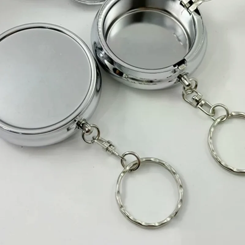 Portable Mini Ashtray with Key Chain MetaL Pocket Ashtray Mini Ash Box Case Ash Tray VehicLe CiGarette Ashtray Outdoor TraveL