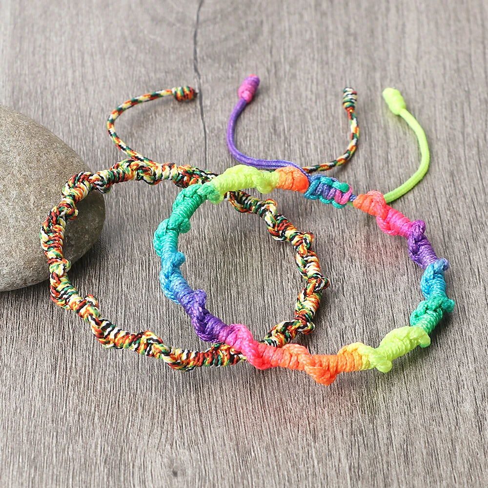 Cuál es la mejor pulsera de hilo trenzado para regalar como símbolo de conexión emocional?