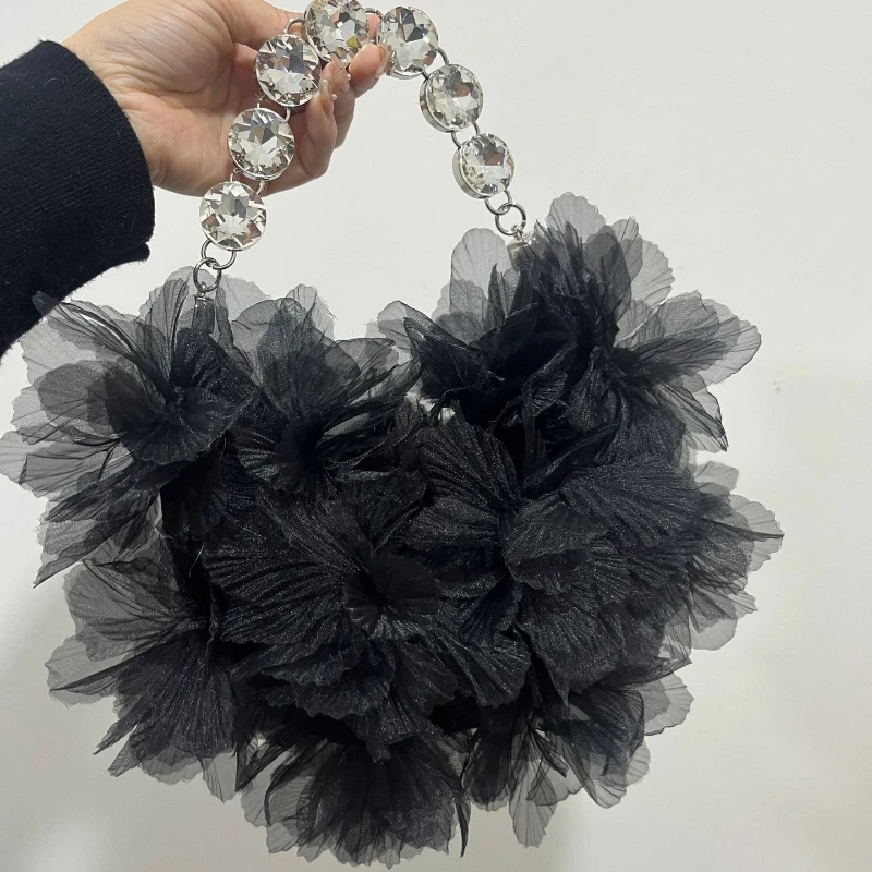 

Niche Design Small 3D Petals Hand Bag New Diamond Chain Flower Evening Bags 2025 New Designer Style Black Armpit Shoulder Bag