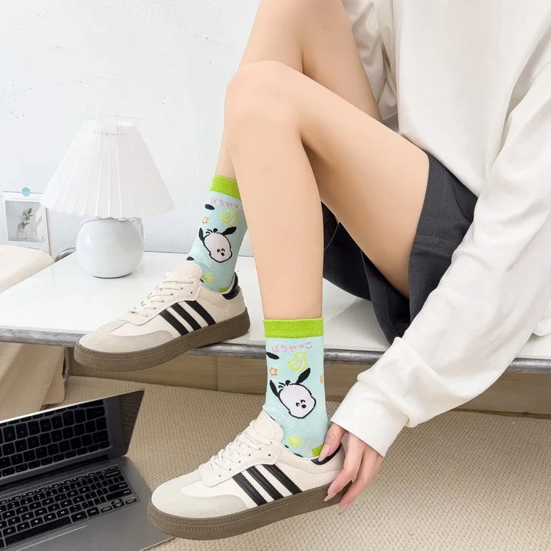 Sanrio anime socks Cute Hello Kitty mid-calf women's socks Combed cotton cartoon tide socks stockings sports socks