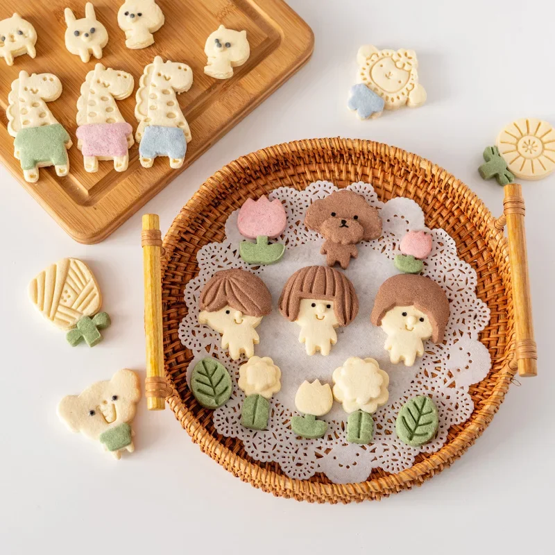 Cartoon Animals Fruits Flowers Love Shaped Cookies Cutter 3D Pressing Cookie Embosser Baking Tools Fondant Icing Biscuit Moulds